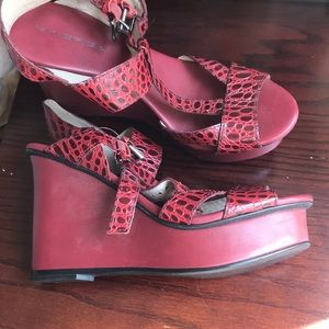 Via Spiga Red Wedge Sandals Size 8M